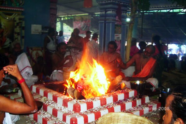 Amavasai Yaagam - Sri Mahaa Panchamukha Prathyangira Devi